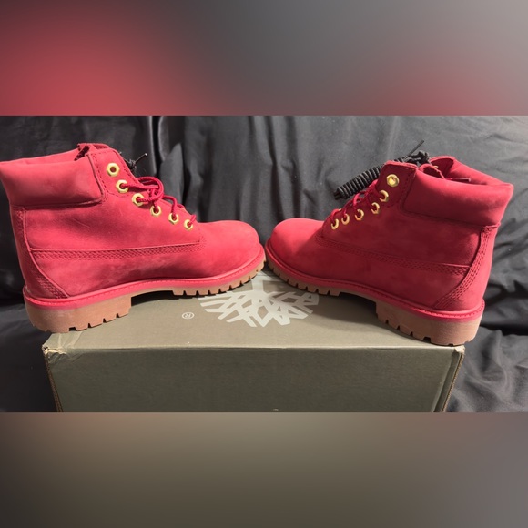 Timberland Premium 6 in Waterproof Boot Dark Red Nubuck BRAND NEW Kids - Picture 3 of 10